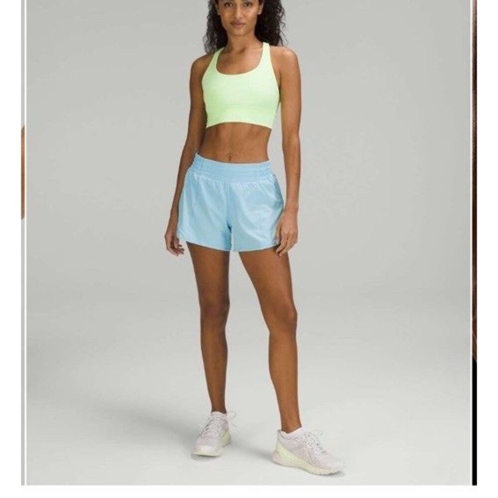 Lululemon Hotty Hot Low-Rise Lined Short Cyan Blue Size 4